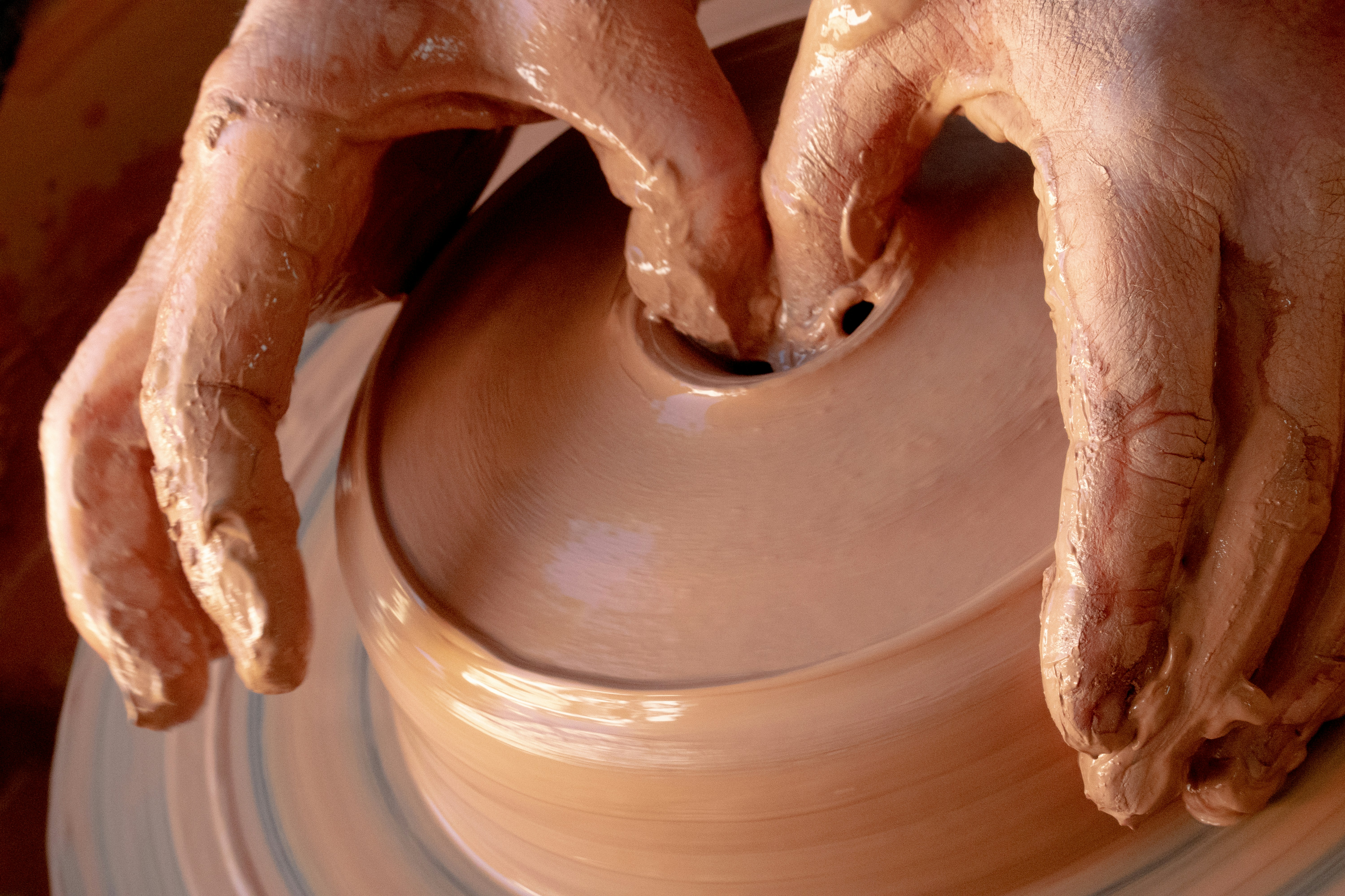 Blue Elephant Pottery pottery studio in Sheffield offering wheel throwing and hand building classes